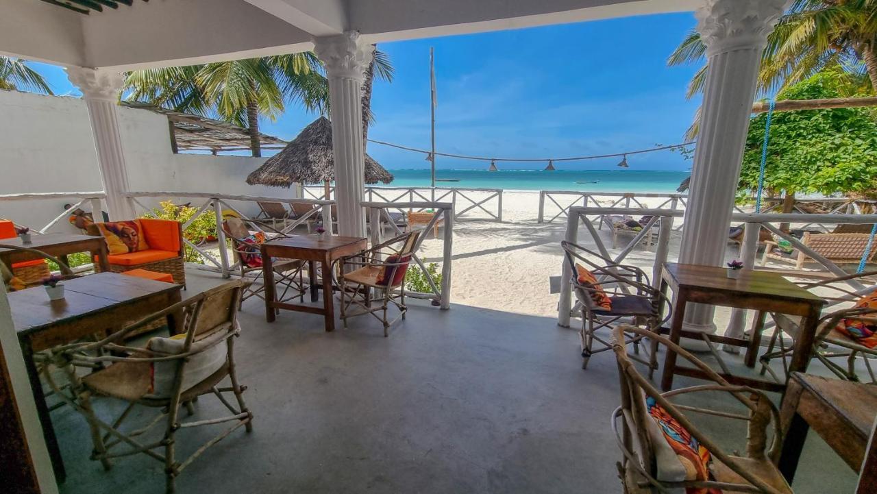 The African Paradise Beach Hotel 브웨주 외부 사진